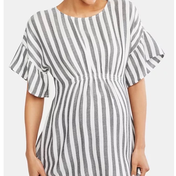 Motherhood Maternity Tops - Motherhood Maternity kimono style smocked blouse